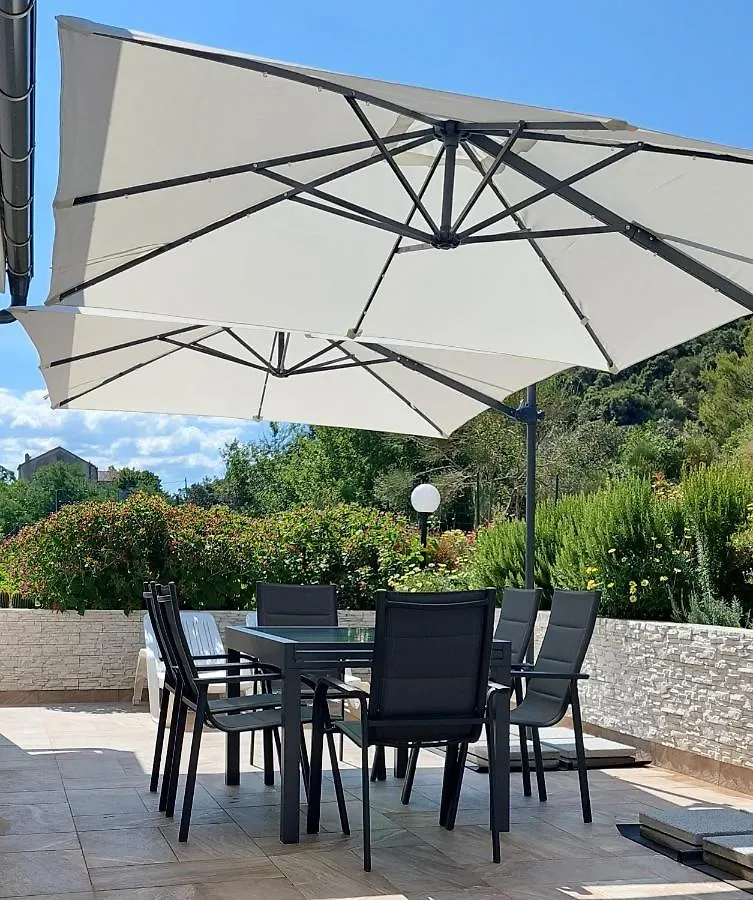 Holiday Apartments Cecilija Supetarska Draga